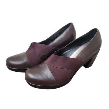 Dansko Women's Tori Mocha Brown Leather Elastic A… - image 1