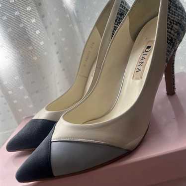 DIANA Pointed Toe Pumps