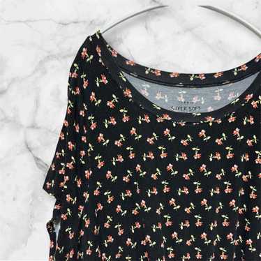 TORRID SUPER SOFT KNITS Floral Short Sleeve Top Dr