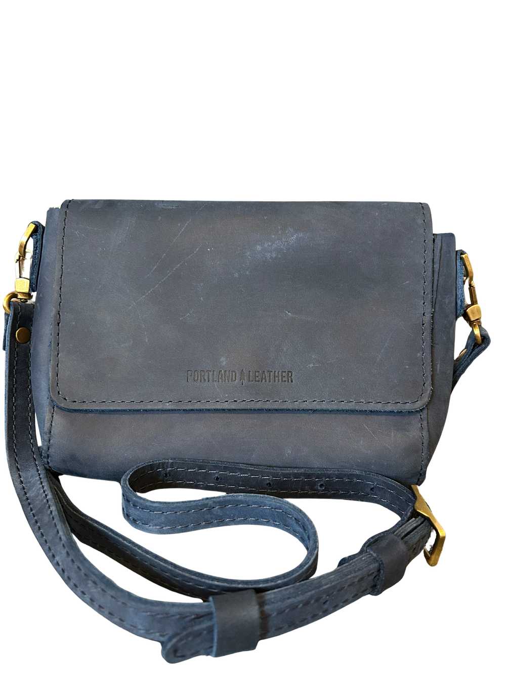 Portland Leather 'Almost Perfect' Metro Crossbody - image 3