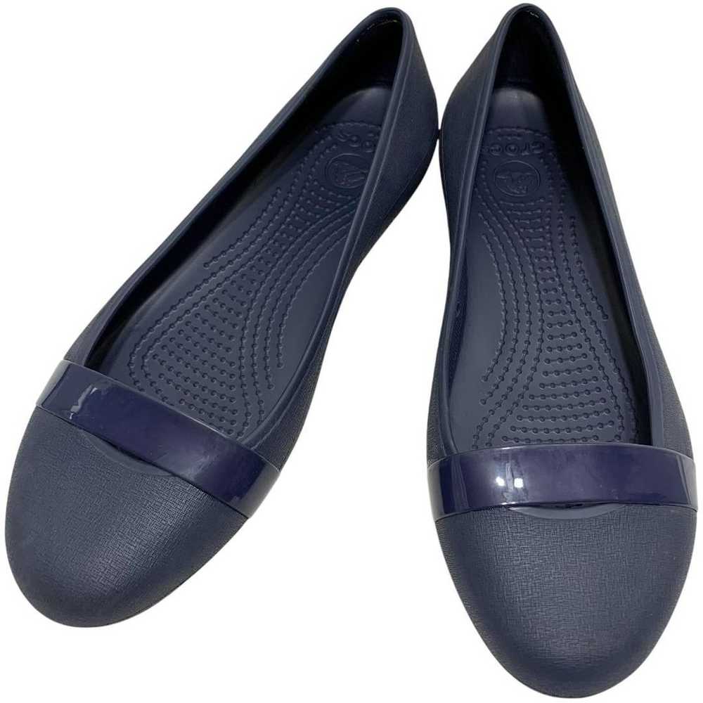 Crocs (24) Pumps Flat Round Toe Classic Design - image 1