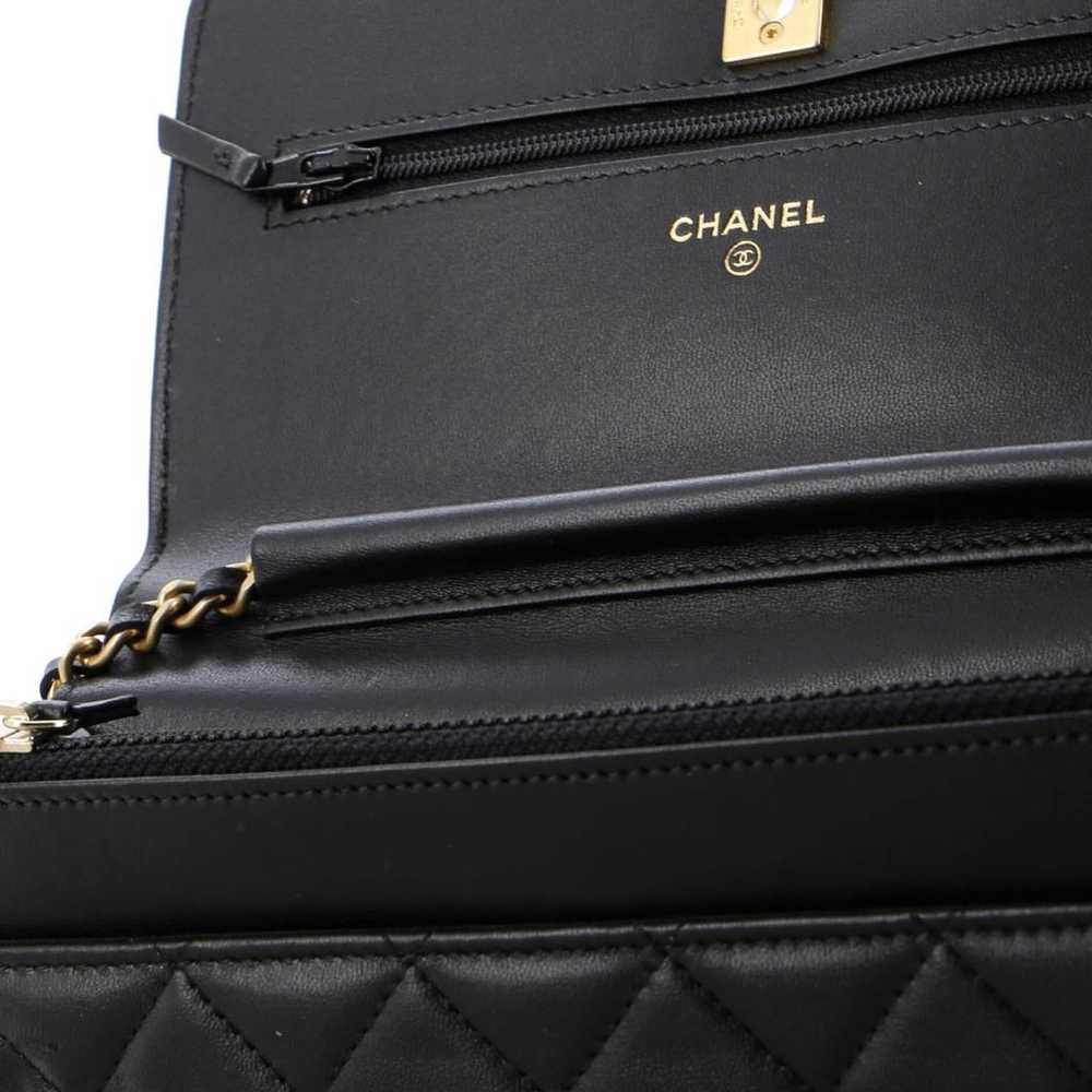 Chanel Leather handbag - image 6