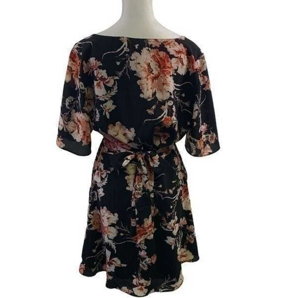 BB Dakota Black Floral Tropical Vine Dress Size 6 - image 2