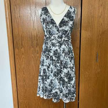 AB Studio Black/White Floral Sleeveless Dress Size