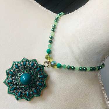 Handcrafted repurpose green stone cluster pendant… - image 1