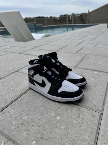 Jordan Brand × Nike Womens Nike Air Jordan 1 Panda