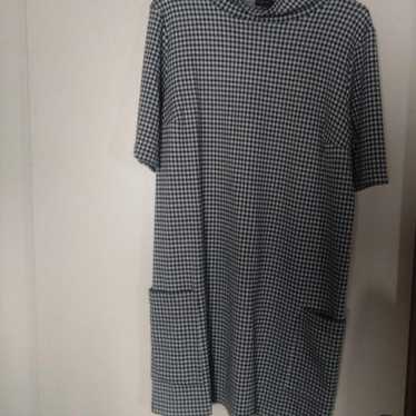 Agnes B. Dress Houndstooth Pattern