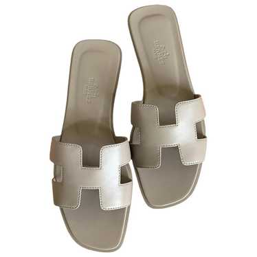 Hermès Oran leather sandal