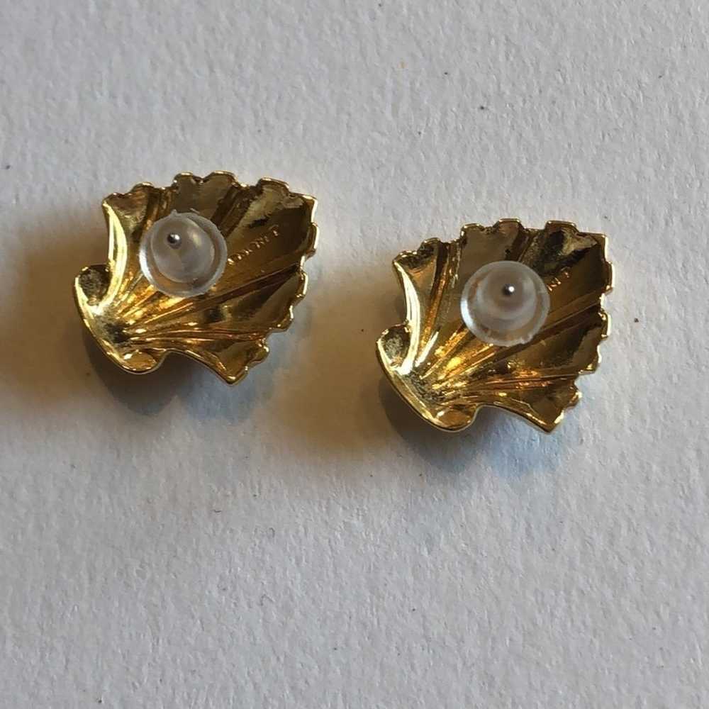 Monet Gold Tone Vintage Shell Pierced Earrings - image 4