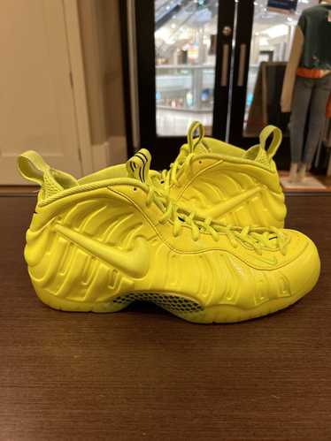 Nike Nike Air Foamposite Pro ‘Volt’