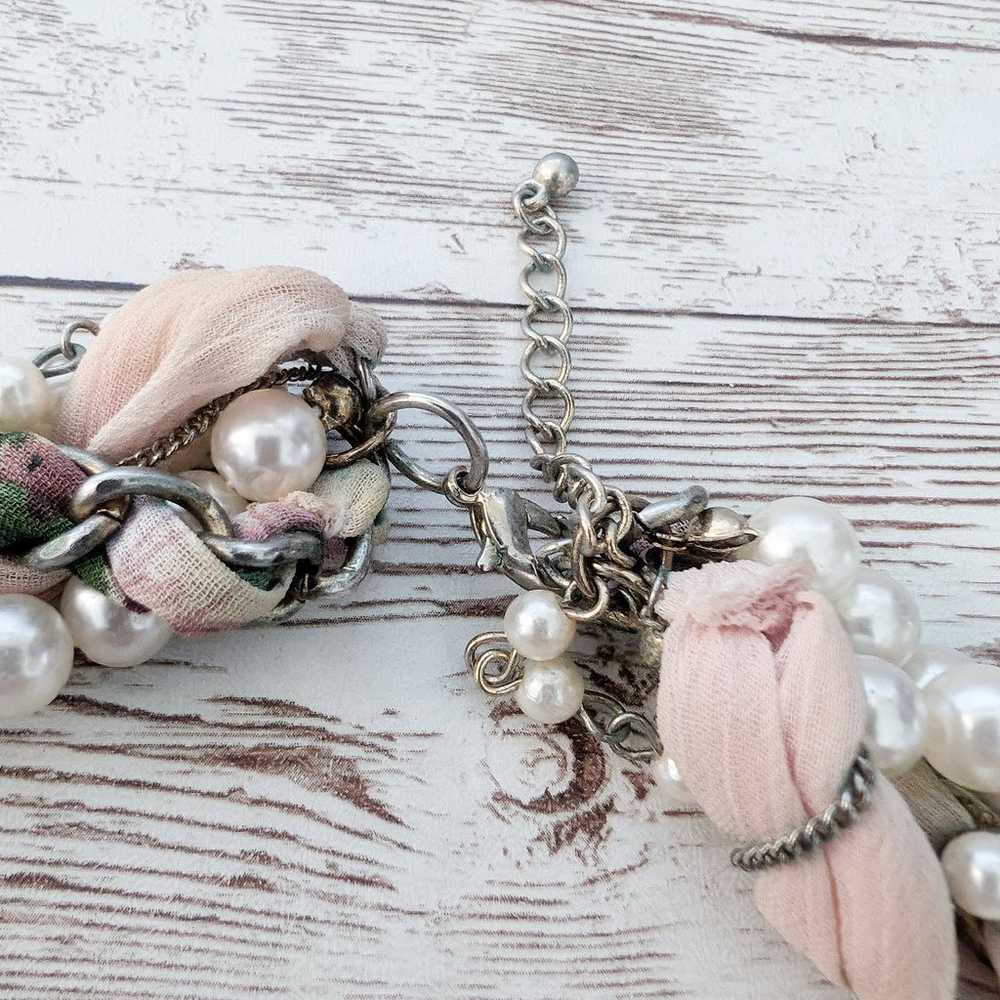 Vintage Necklace Unusual Faux Pearl & Fabric Twis… - image 6