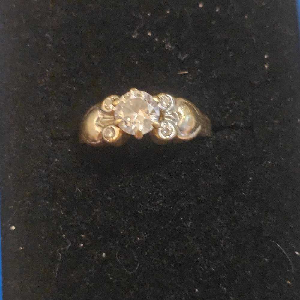 14K Yellow Gold Ring - image 2