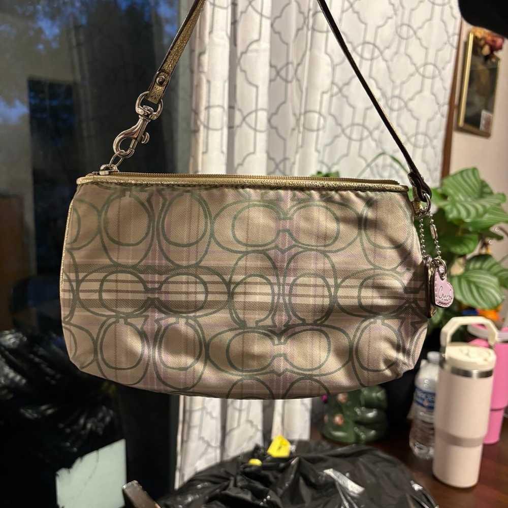 Vintage coach wristlet - image 4