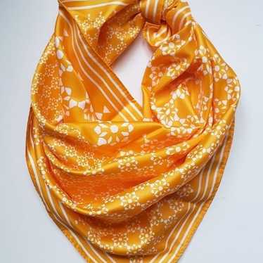 Beautiful Vintage Vera Neumann Scarf