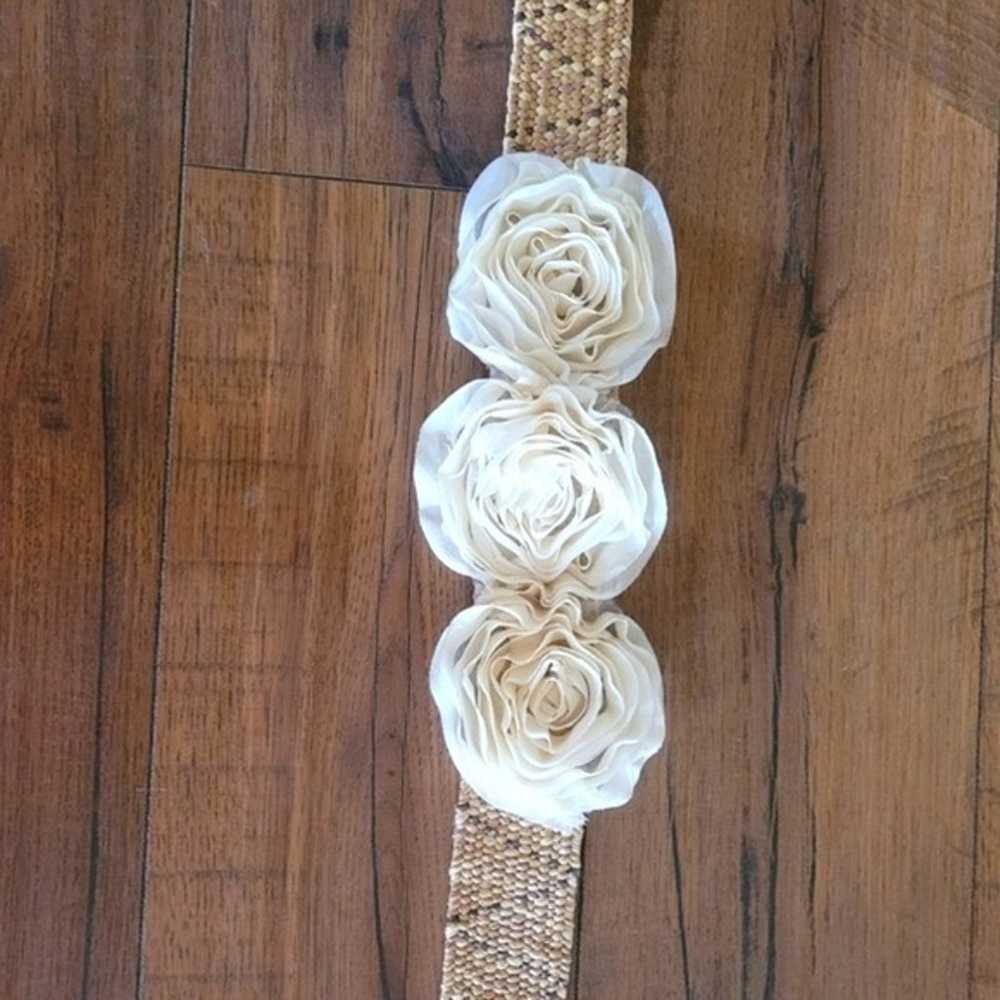 Vintage Cream Rosette and Gold Rattan Belt - image 4