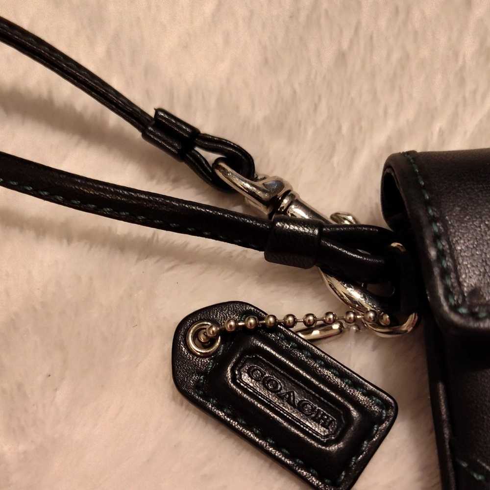 Vintage Coach Leather Wristlet - image 4