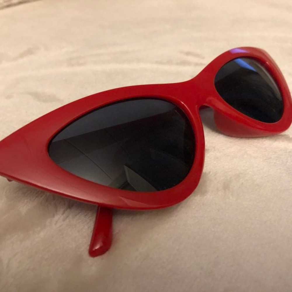 Bundle of two vintage inspired sunnies. - image 3