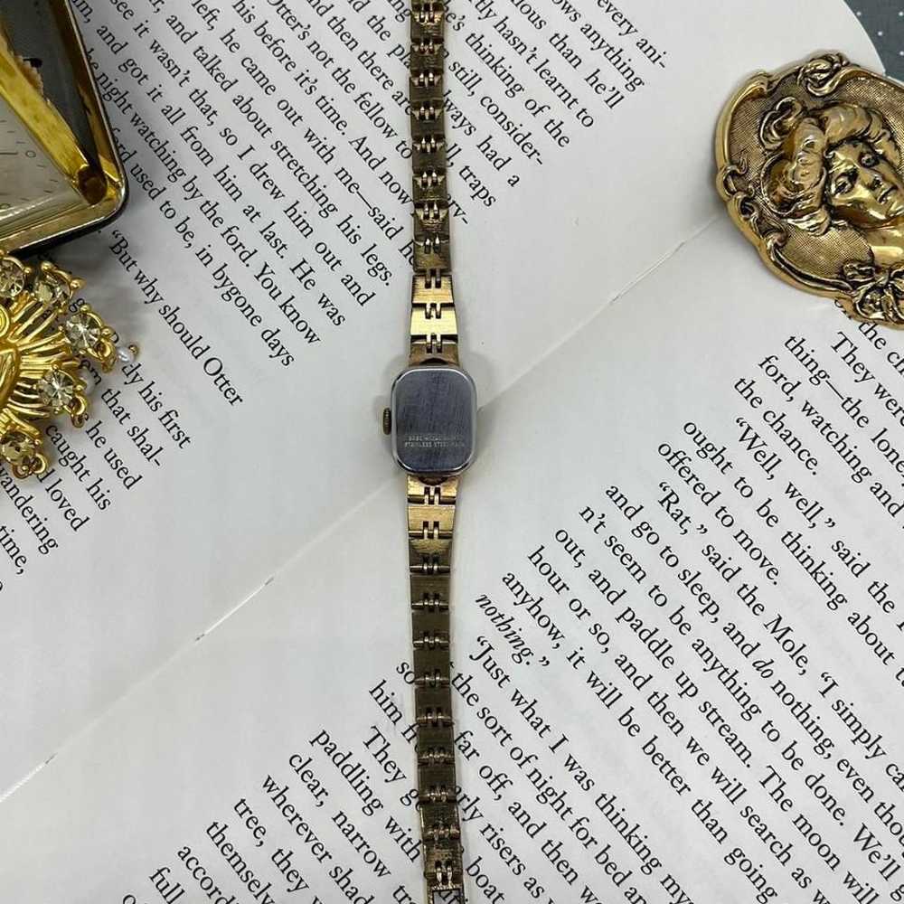 Vintage Gold Tone Timex Dainty Women's Watch - image 6