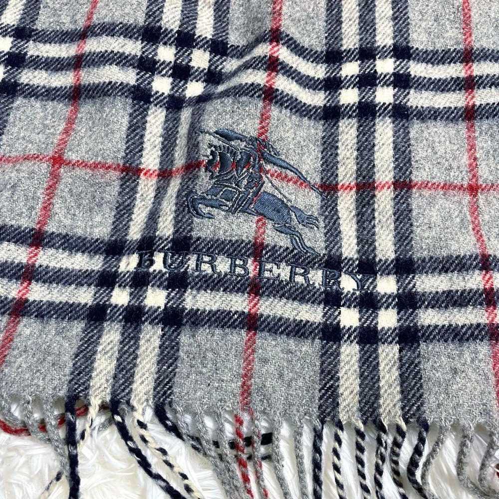 【Large】Burberry stole, muffler, knee blanket, che… - image 3