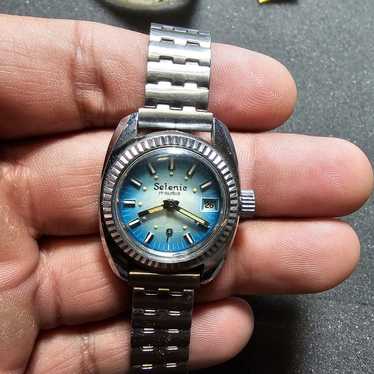 Vintage Celenic 17 Rubis Mechanical Wind Ladies W… - image 1