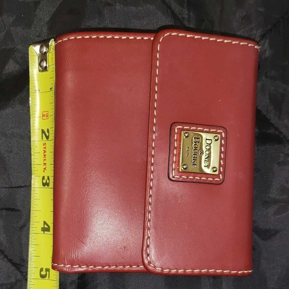 VINTAGE **DOONEY AND BURKE WALLET - image 4