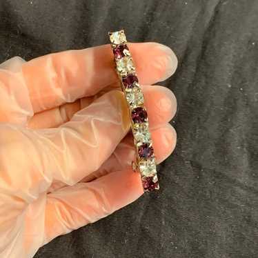 A stunning rare vintage hair clip