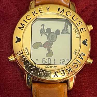 SEIKO LORUS　80s ヴィンテージ 腕時計 ミッキーマウス ディズニー 80年✨ヴィンテージ✨SEIKO LORUS ミッキー ディズニー タンク