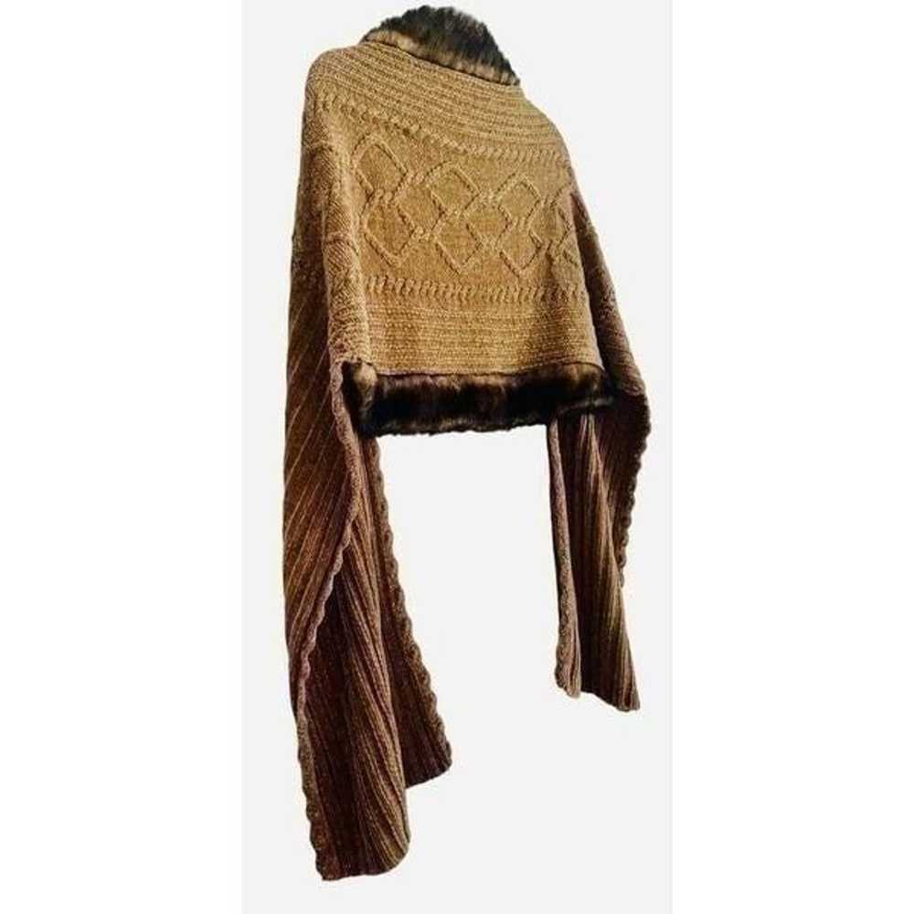 Vintage Hand-knit Chenille & Faux Mink Wrap - image 12