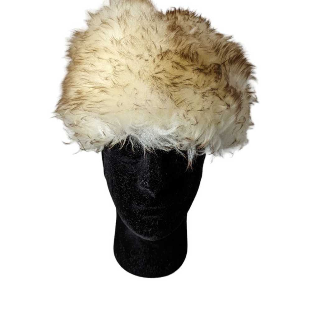 Vintage 70s Womens Fur Hat Genuine Tuscan Lamb Sk… - image 4