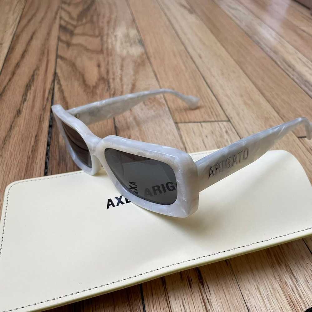 Axel Arigato Sunglasses - image 10