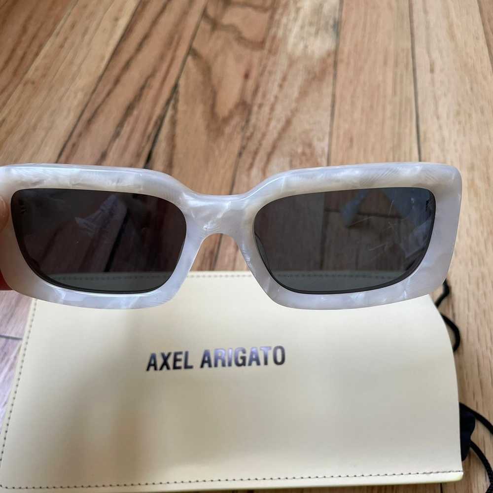 Axel Arigato Sunglasses - image 11