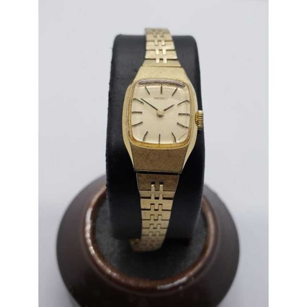 Seiko Vintage Women's Watch 7N6765 - image 1