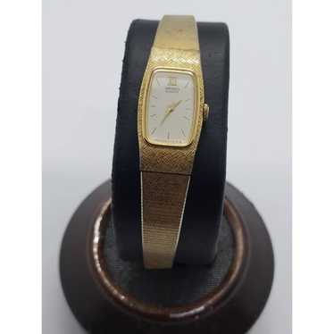 Seiko shops Womens 2e20-0ay0 Vintage watch