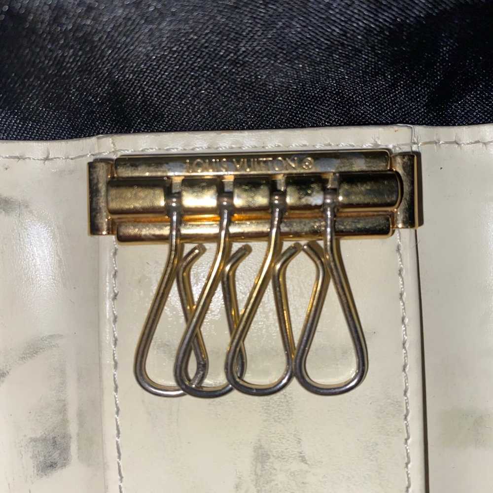 Vintage Louis Vuitton keyholder - image 9