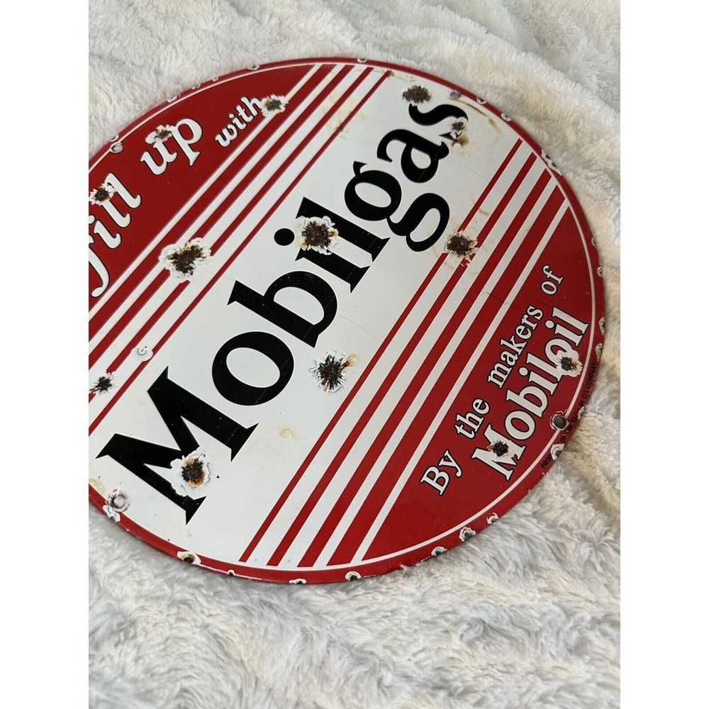 VINTAGE RED MOBIL GAS MOBILOIL PORCELAIN METAL EN… - image 12