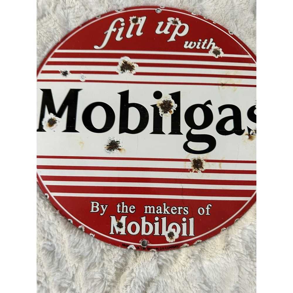 VINTAGE RED MOBIL GAS MOBILOIL PORCELAIN METAL EN… - image 8