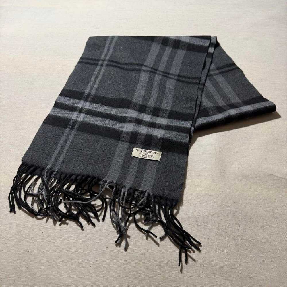 Burberry London 100% Cashmere Nova Check Scarf - image 2