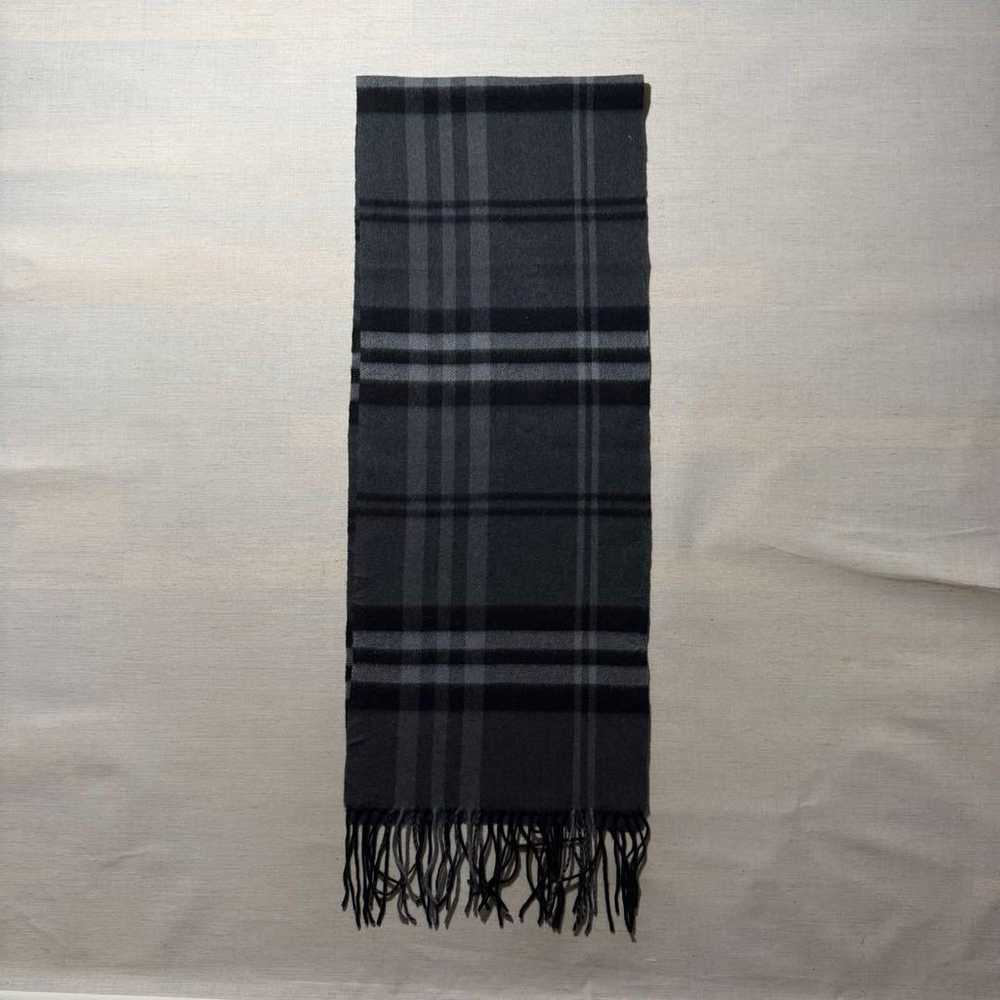 Burberry London 100% Cashmere Nova Check Scarf - image 7