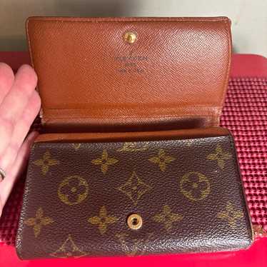 Louis Vuitton Monogram, wallet pre-loved.