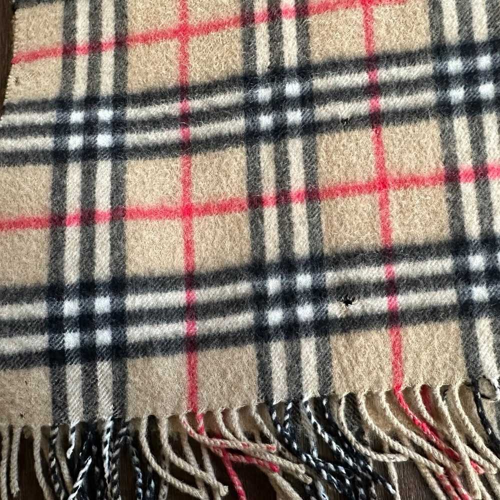 Vintage Burberry nova check scarf - image 10