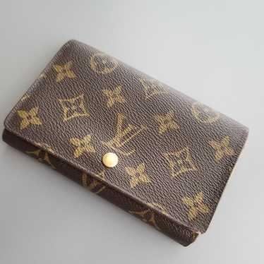 LOUIS VUITTON VINTAGE CLASSIC Signature Wallet