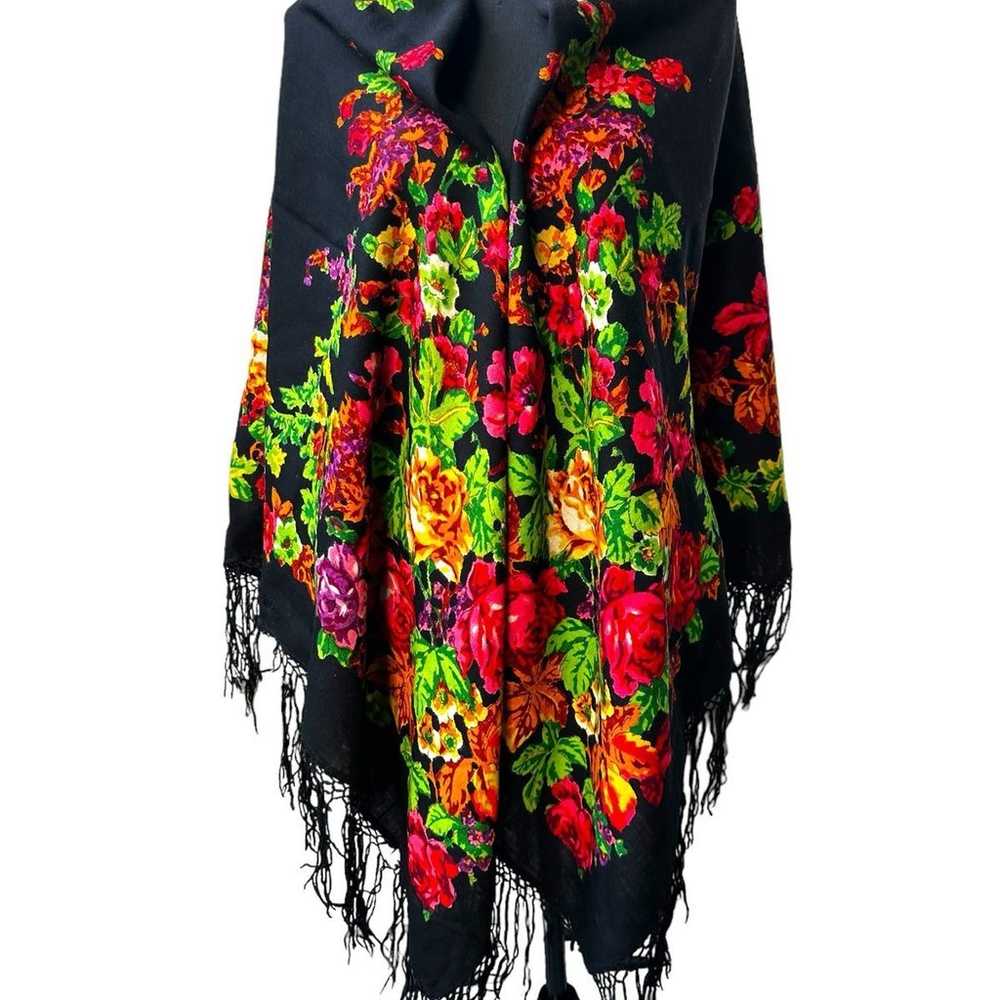 Vintage Floral Wool Shawl with Fringe - Black Mul… - image 1