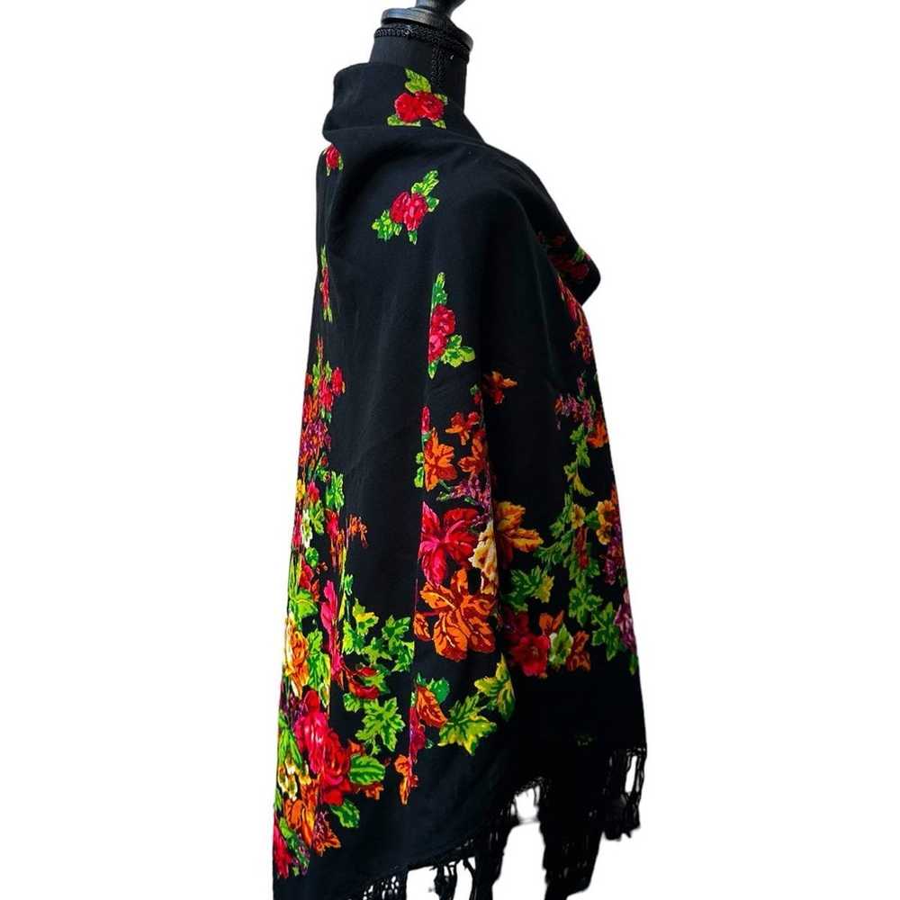 Vintage Floral Wool Shawl with Fringe - Black Mul… - image 2