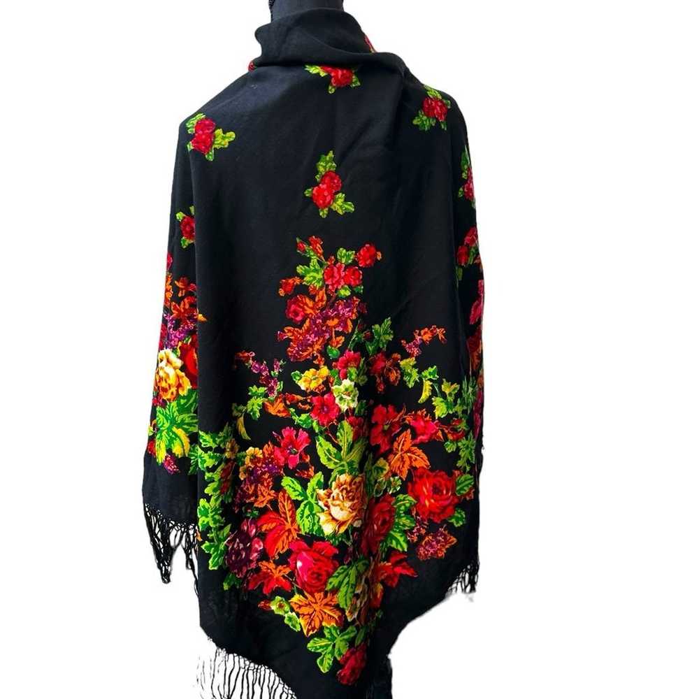 Vintage Floral Wool Shawl with Fringe - Black Mul… - image 3