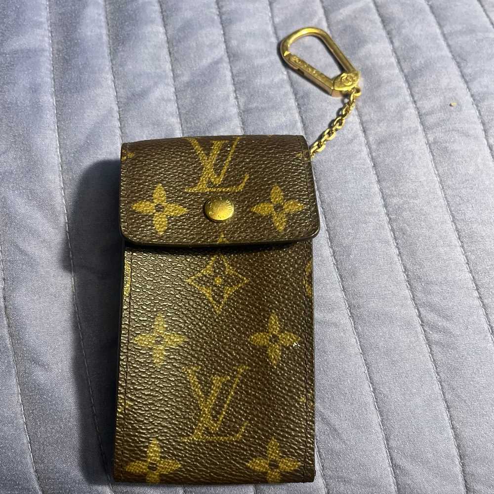 LOUIS VUITTON Monogram Porte Cles Badge Key Case … - image 2