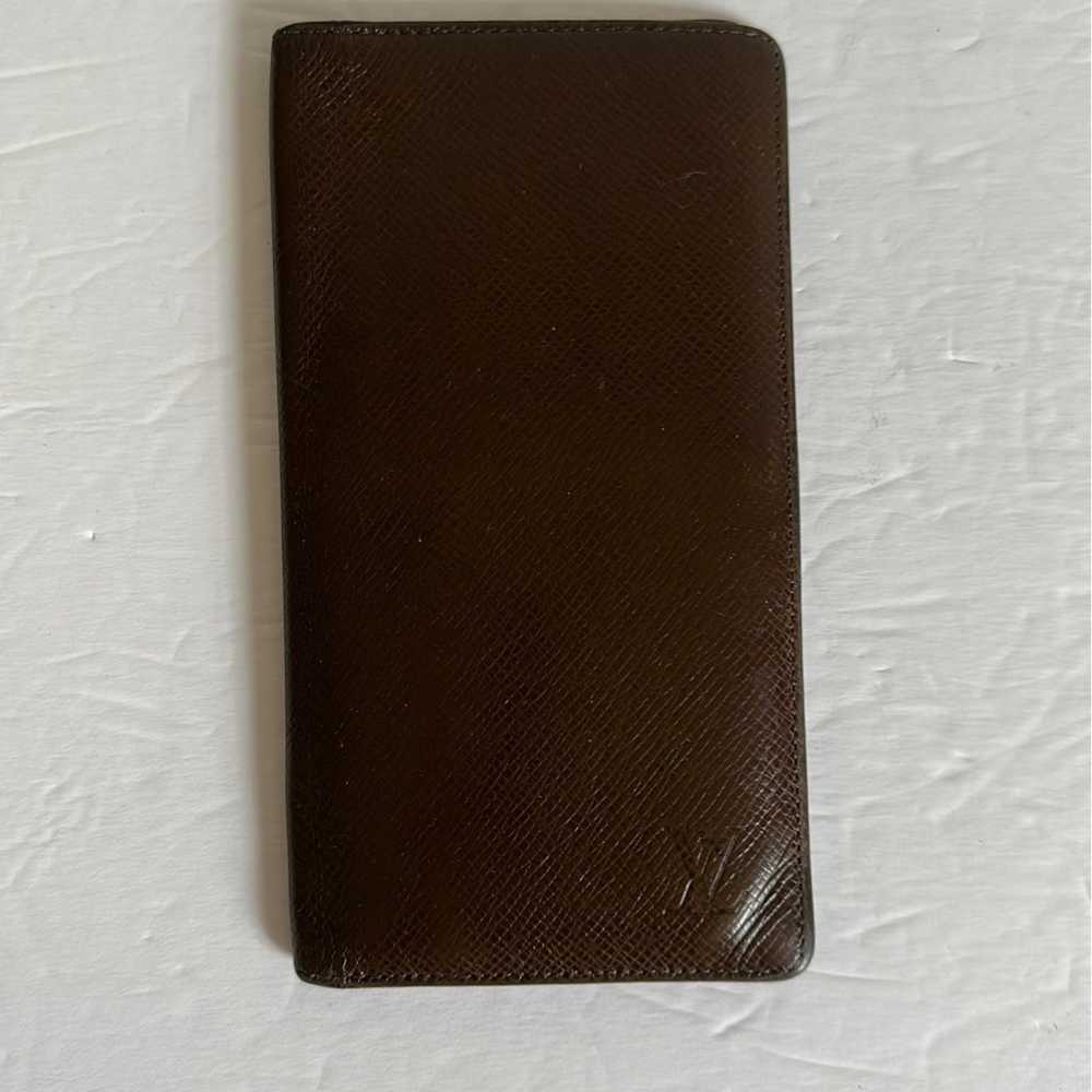 AUTHENTIC LOUIS VUITTON TAIGA LEATHER LONG BIFOLD… - image 2