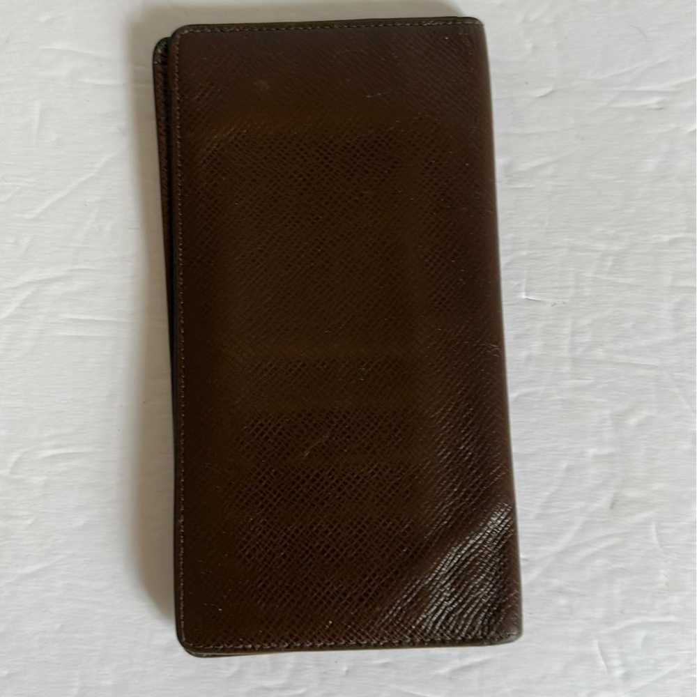 AUTHENTIC LOUIS VUITTON TAIGA LEATHER LONG BIFOLD… - image 3