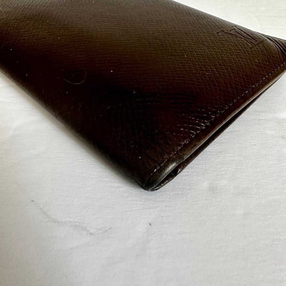 AUTHENTIC LOUIS VUITTON TAIGA LEATHER LONG BIFOLD… - image 9