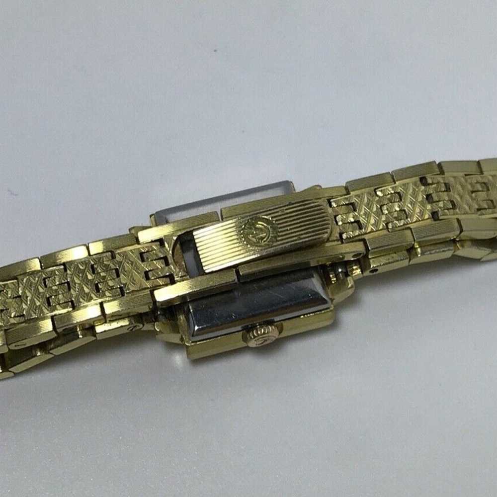 UNIQUE LADIES VINTAGE 70'S GOLD RADO MANHATTAN ME… - image 2