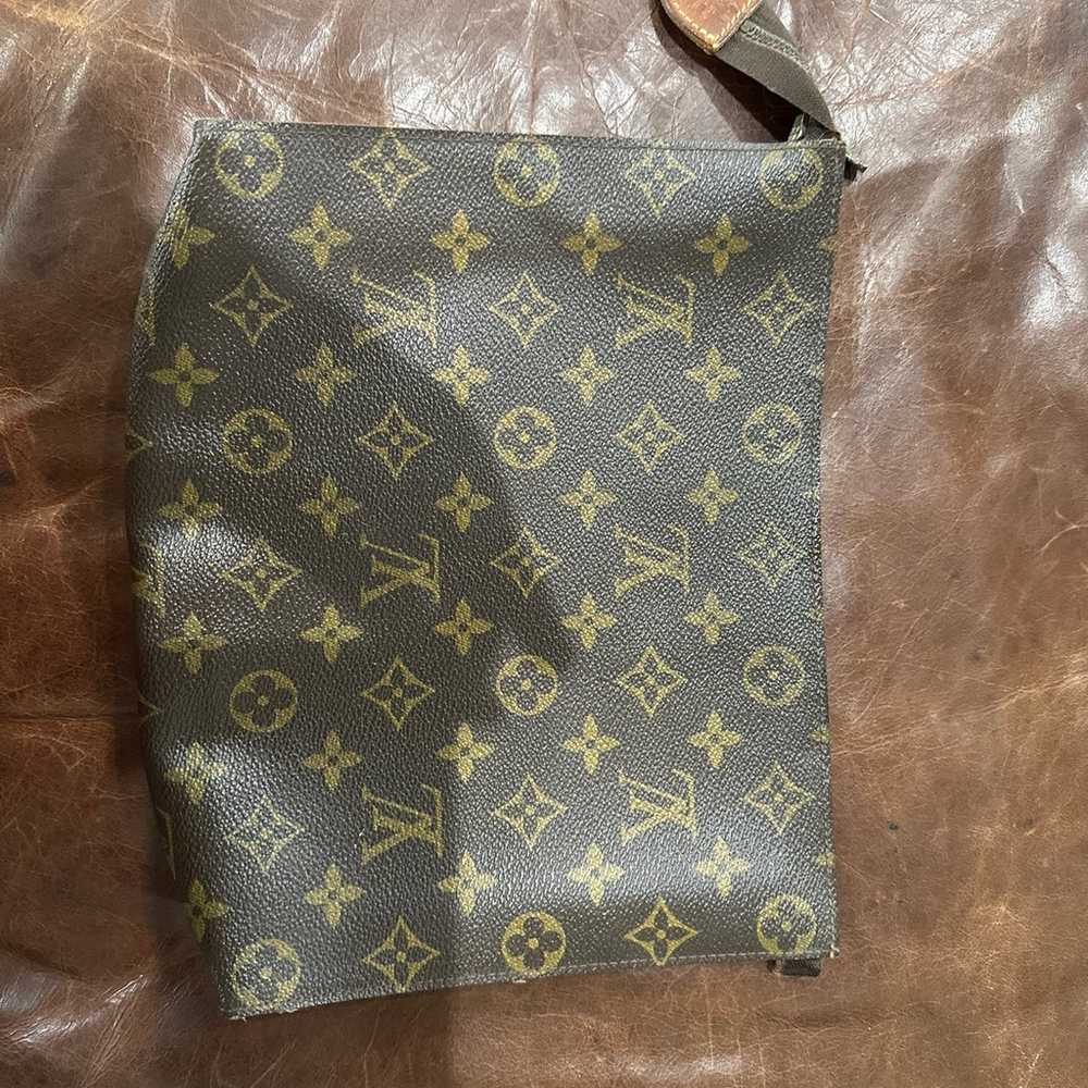 Vintage Louis Vuitton toiletry 26 cosmetic bag - image 1